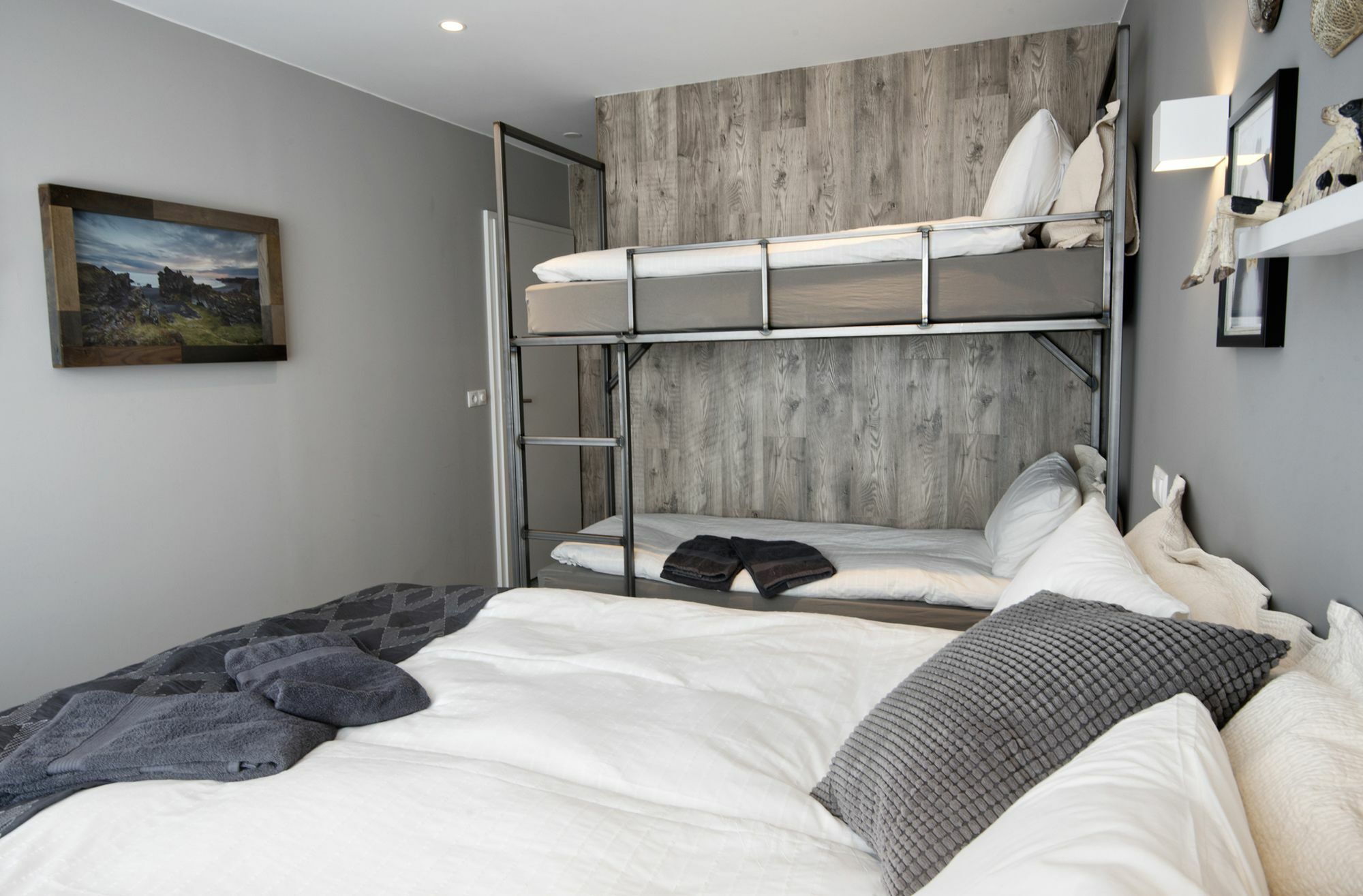 B14 Apartments & Rooms เรคยาวิก ภายนอก รูปภาพ